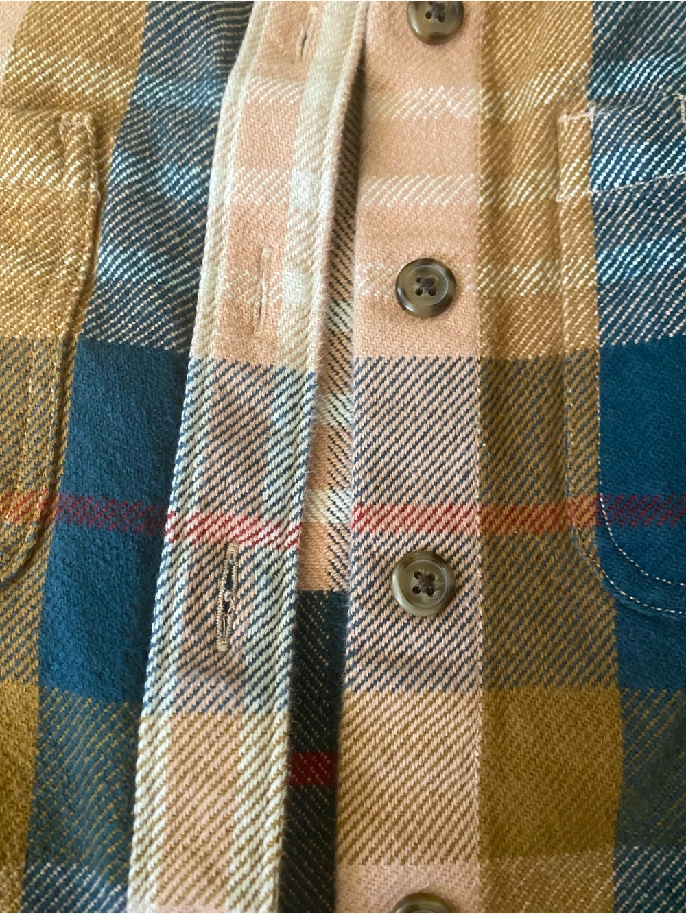 Carhartt Women's Loose Fit Heavyweight Twill Plaid Shirt- like new - Picture 4 of 8